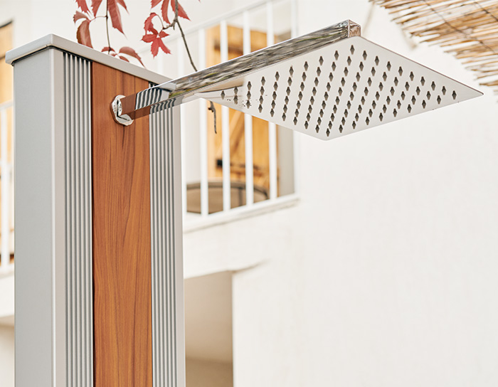 Douche d'extérieur hybride Dada Straight